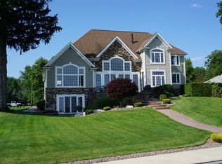 3897 E River Rd, Grand Island, NY 14072