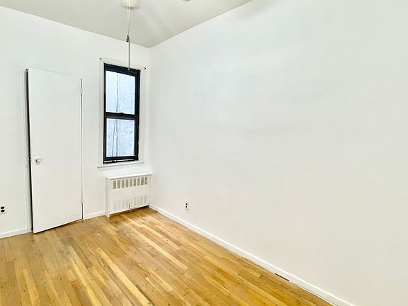 5th image of 424 W 57th St #5DD
