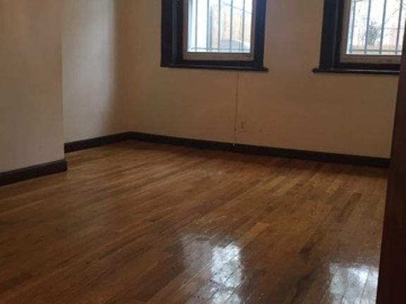 3rd image of 430 Hancock St APT 3