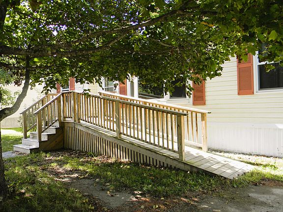 3rd image of 8 Marietta Lane #2