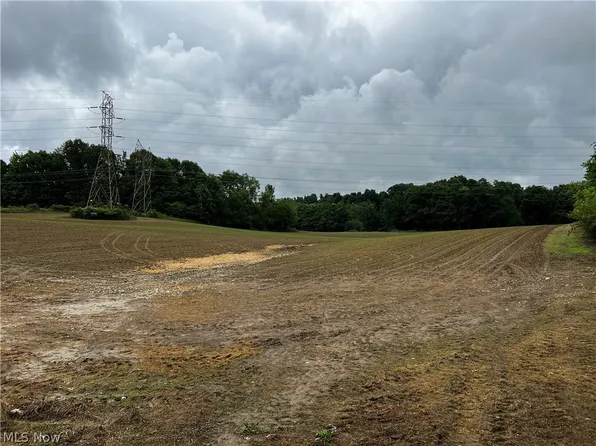 E Under Ridge Rd, Conneaut, OH 44030
