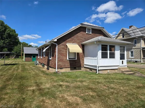 226 Union Ave, Dover, OH 44622