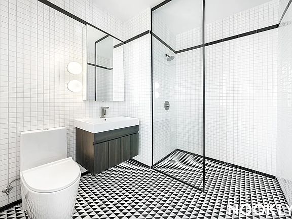 5th image of 40 Bruckner Blvd #D1011