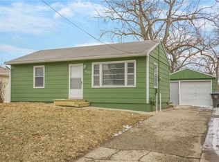 2117 Lay St, Des Moines, IA 50317