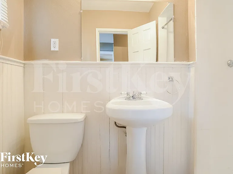6114 Fee Fee Rd — Photo 14