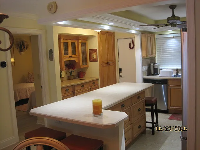 2 bed, 963 sqft, $3,400 — Photo 4