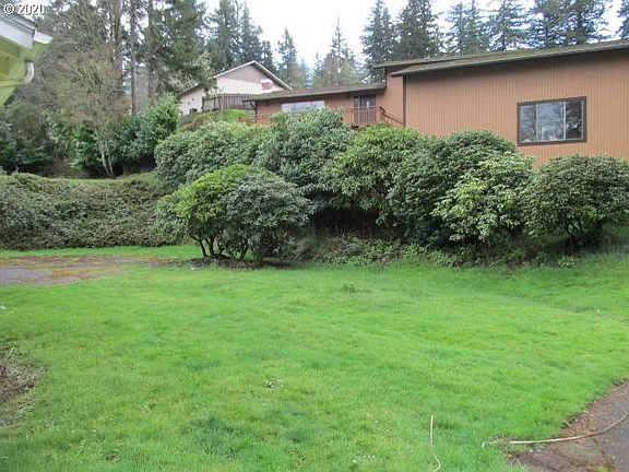 4th image of 1515 SE Alder Lane Dr