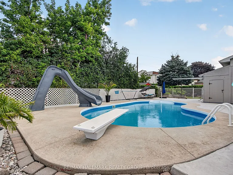 1125 Kenaston St — Photo 20