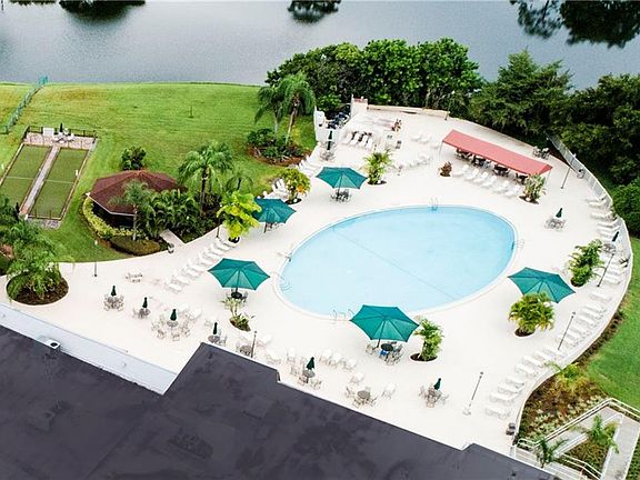 5th image of 301 Kings Blvd APT 128