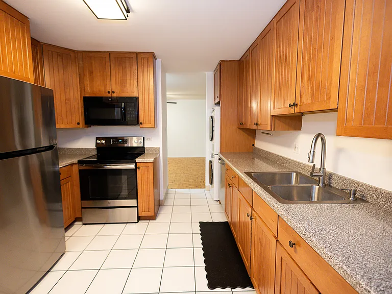 930 Beau Dr #312 — Photo 19