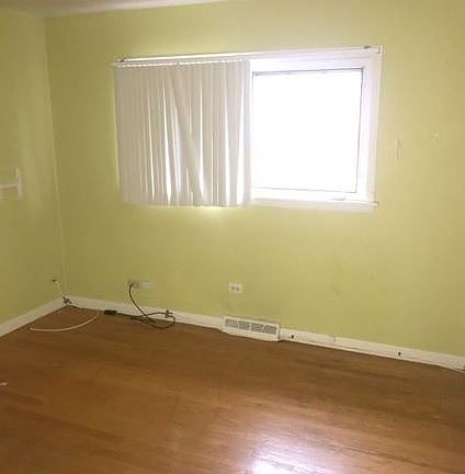 3rd image of 16845 School St