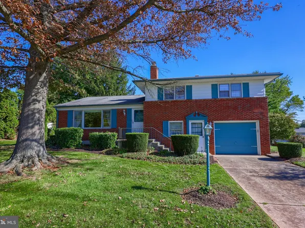 2412 Amethyst Rd, York, PA 17408
