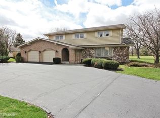 2407 Cumberland Cir, Long Grove, IL 60047