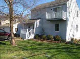 454 E Harbor Dr, Reedville, VA 22539