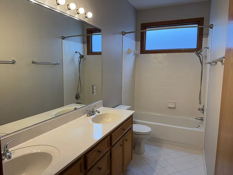 628 Willowood Pkwy — Photo 17