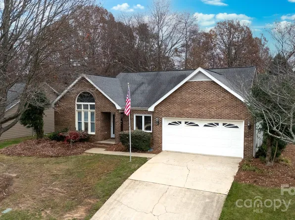 3033 River Ridge Dr, Gastonia, NC 28056