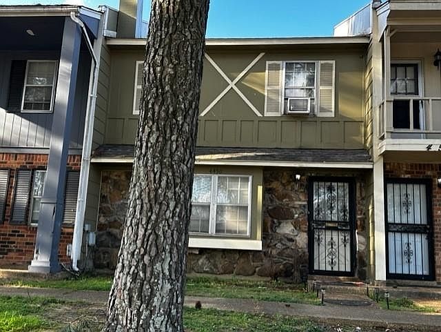 1st image of 4450 Chuck Ave