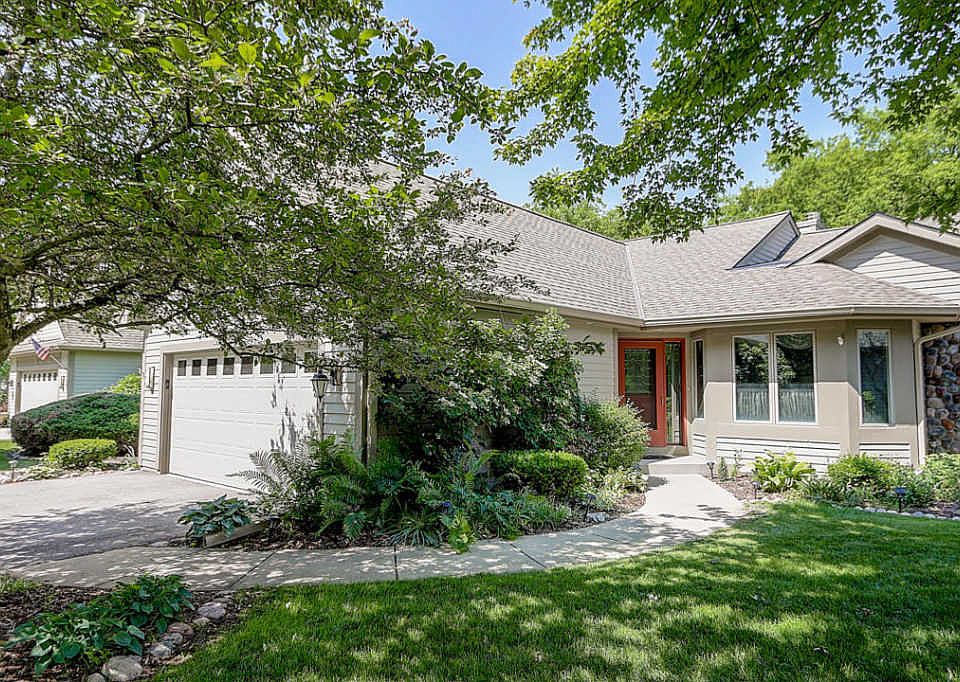 1st image of 485 White Oak Trl