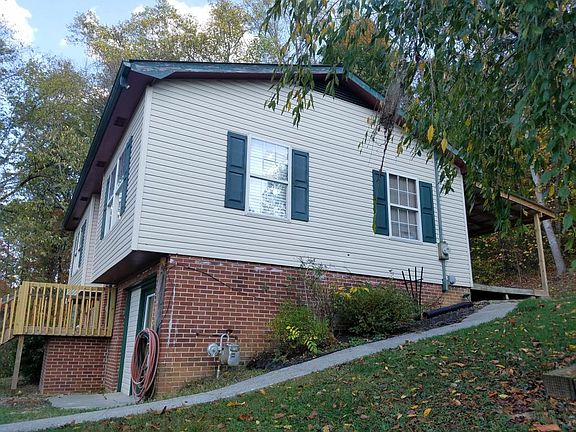 4th image of 141 Oak Hill Ln