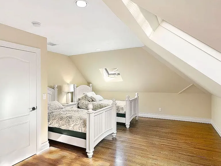 3 Clara Dr — Photo 9