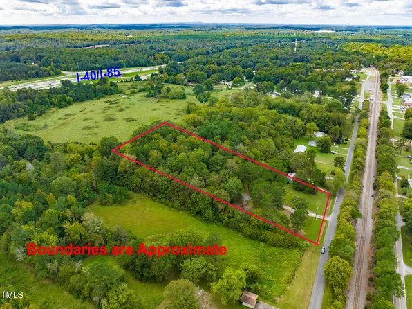 3302 Southern Dr #1, Efland, NC 27243