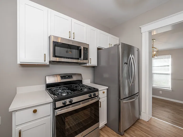 2737 Arbor Ave — Photo 38