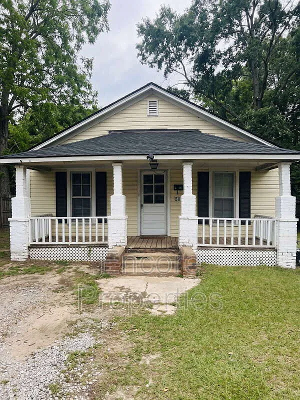 2 bed, 1.0 bath, 1184 sqft, $1,000 — Photo 1
