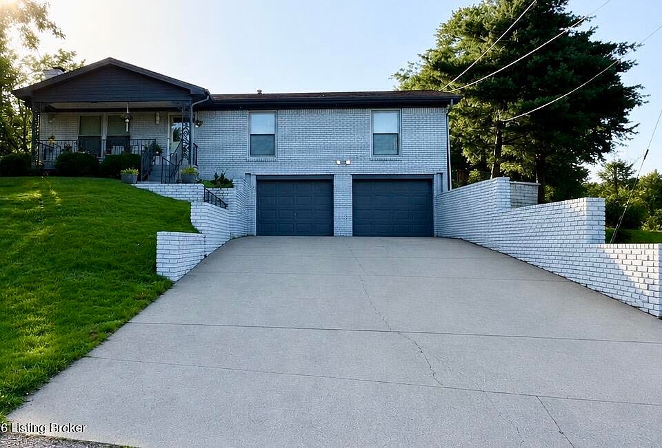 1st image of 10204 Eve Dr