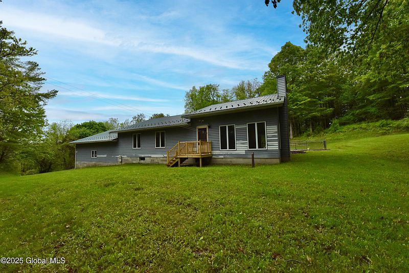 2nd image of 442 State Highway 349