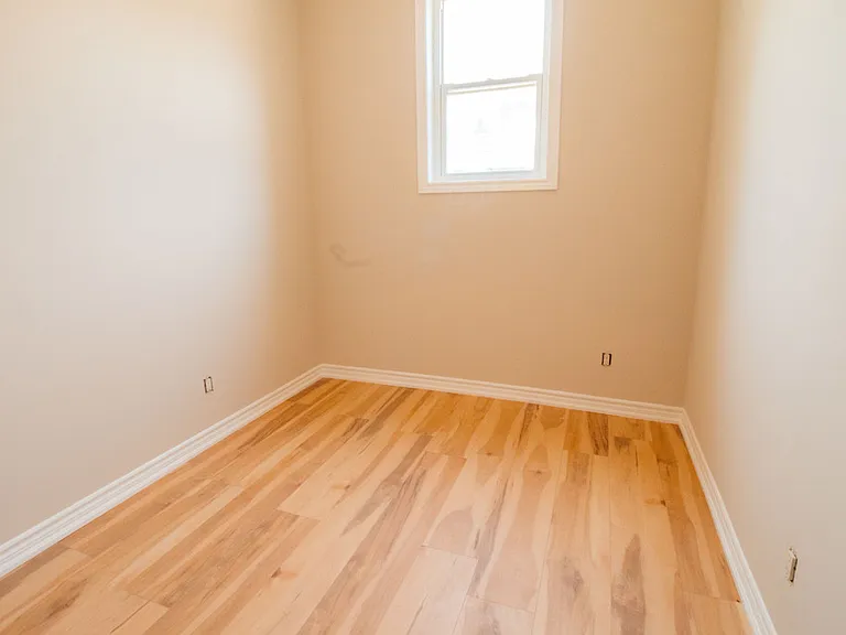 241 Gibson Ave #2 — Photo 10