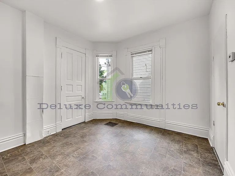 1928 Darwin Ave SW #2 — Photo 13