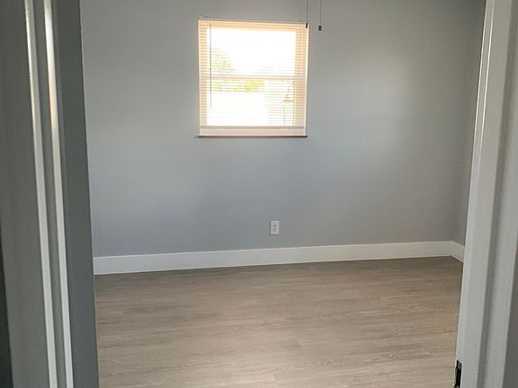 4th image of 5440 Audro Dr Suite 4