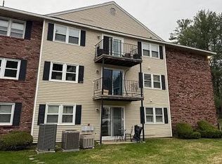 44 Heritage Village Dr #313, Nashua, NH 03062