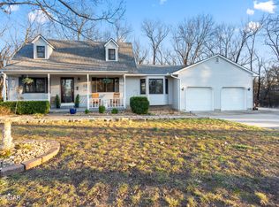 5042 Deer Run Loop, Carthage, MO 64836