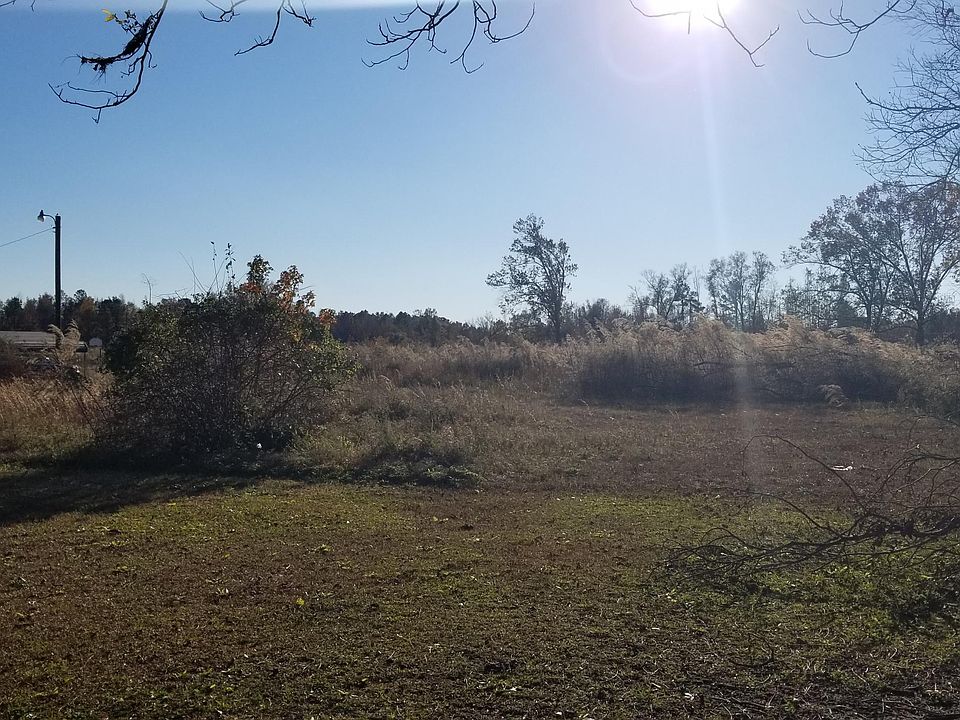 2nd image of 650 Second Texas Rd