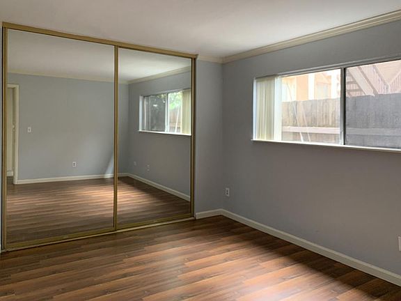 5th image of 2821 G St APT 4