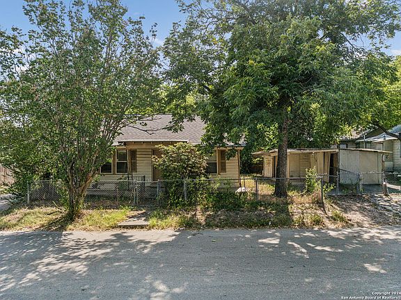 3rd image of 1508 Grant Ave