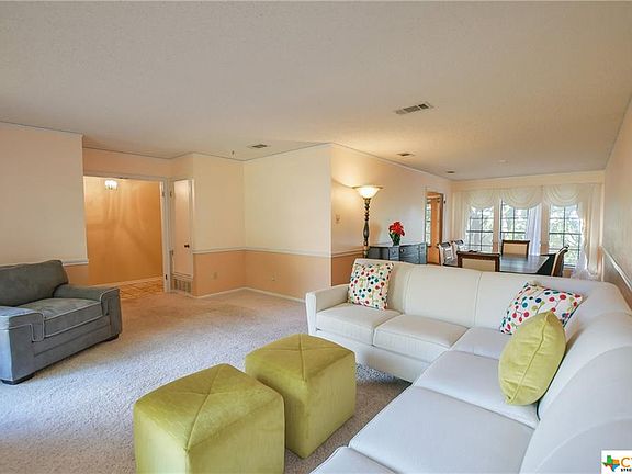 4th image of 821 Trail Crest Dr
