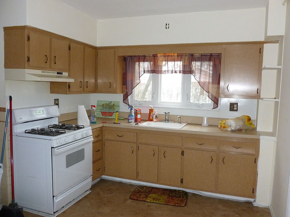 1st image of 72 Samsondale Ave