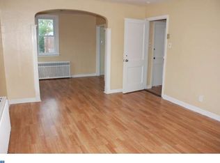 1026 Fanshawe St, Philadelphia, PA 19111