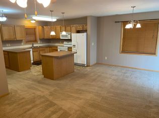 3526-3552 McLaughlin Dr #3543, Lincoln, NE 68516