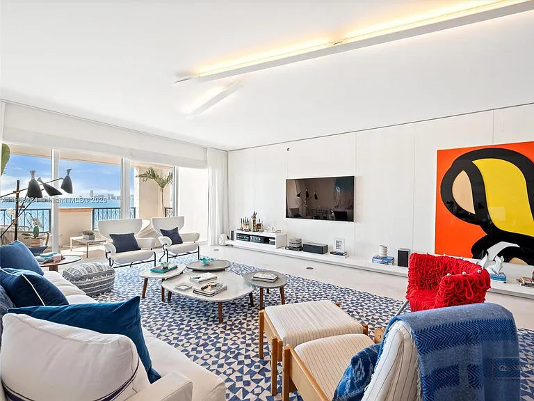 5142 Fisher Island Dr #5142 — Photo 5