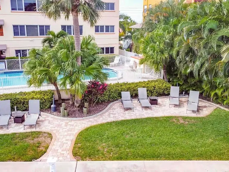 10265 Gulf Blvd #309 — Photo 20