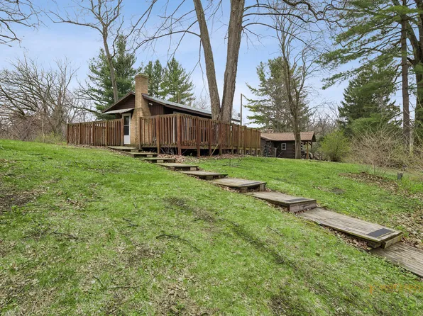 5410 Marshall Dr, Wonder Lake, IL 60097