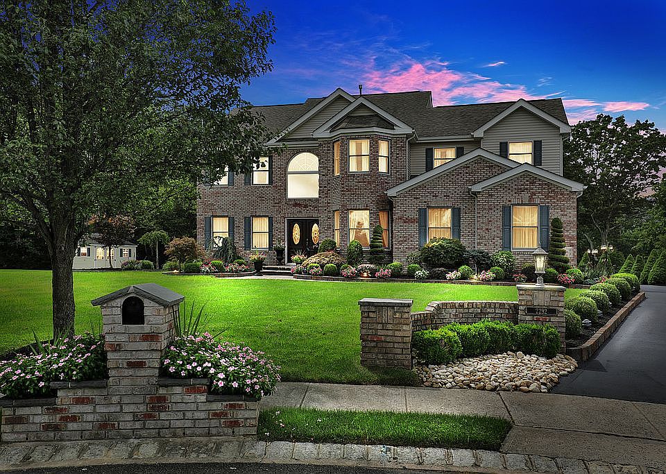 1st image of 2292 S Tapestry Ct