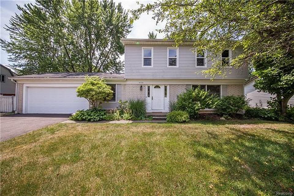 Front of house with double garage