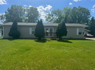 330 Maple Dr, Detroit Lakes, MN 56501