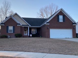 4242 Pete Warner Ct, Hope Mills, NC 28348