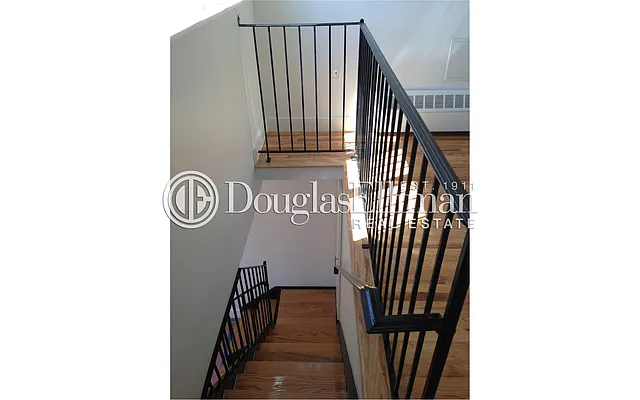 Rented by Douglas Elliman | media 14