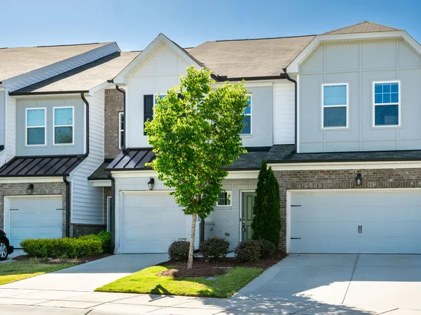 1035 Fitchie Pl, Durham, NC 27703
